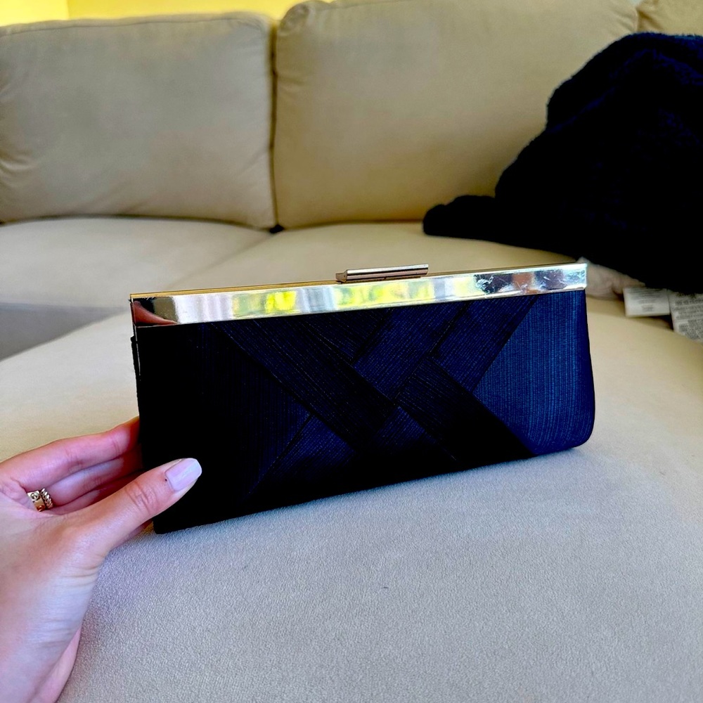 Clutch wallet